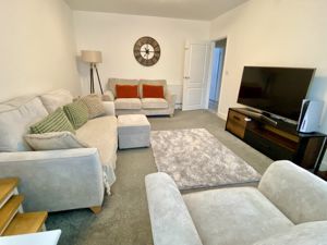 Lounge- click for photo gallery